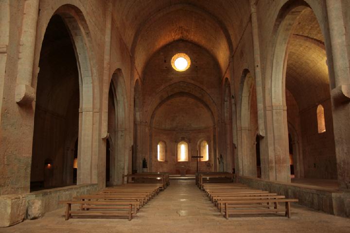 2012-05 Abbaye du Thoronet 004.JPG